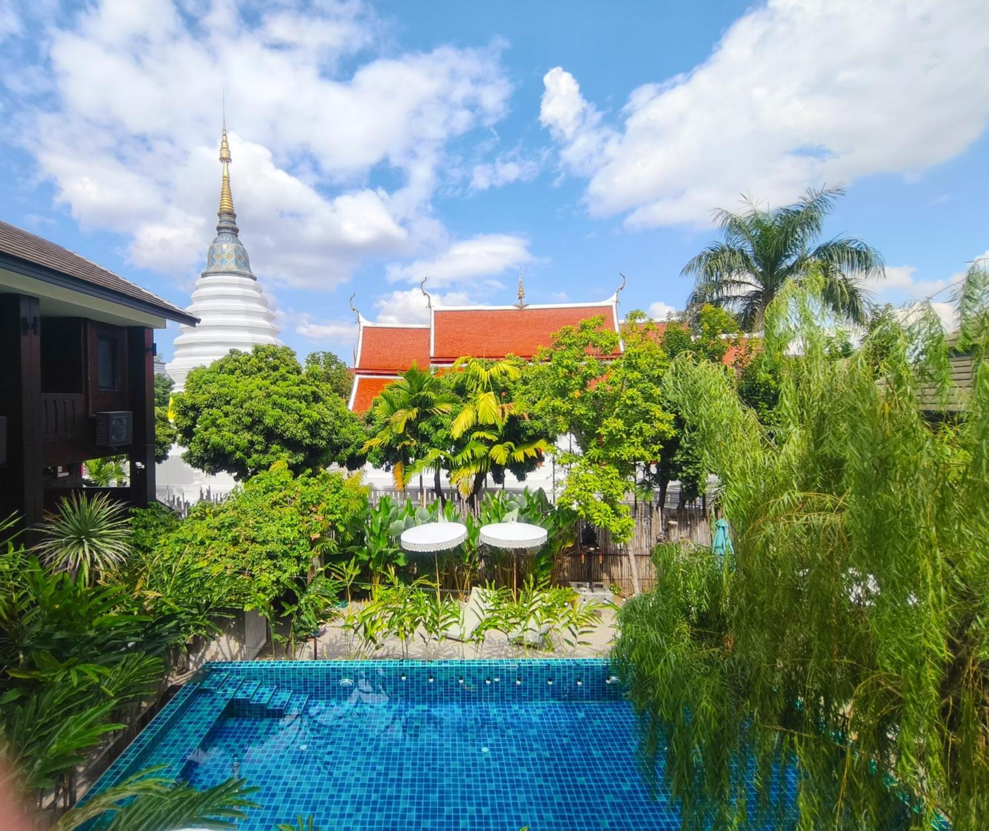 Hotel Arun Rawee อรุณ รวี Chiang Mai Zewnętrze zdjęcie