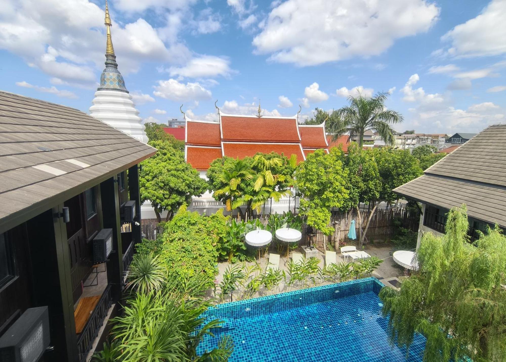 Hotel Arun Rawee อรุณ รวี Chiang Mai Zewnętrze zdjęcie