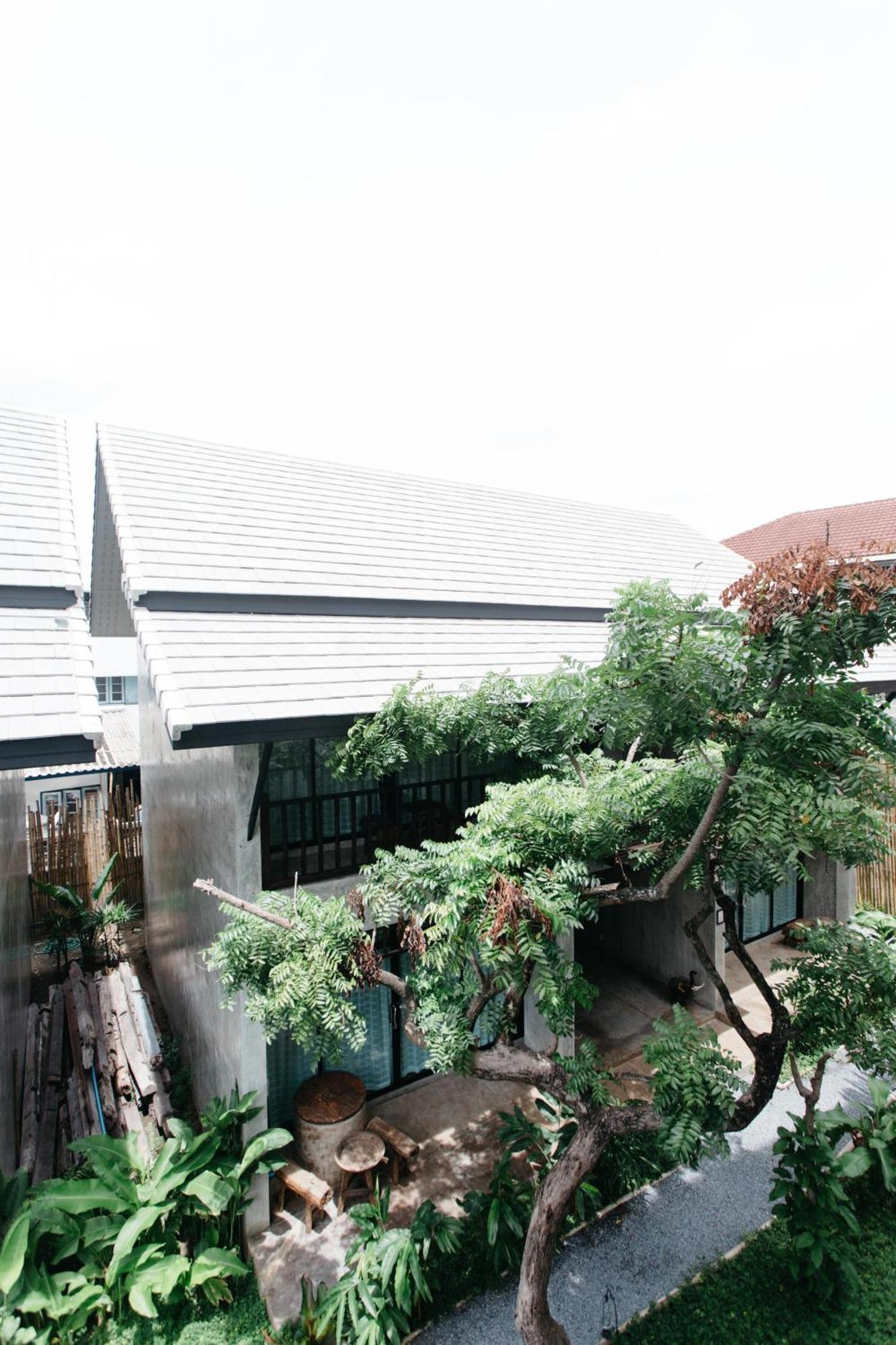 Hotel Arun Rawee อรุณ รวี Chiang Mai Zewnętrze zdjęcie