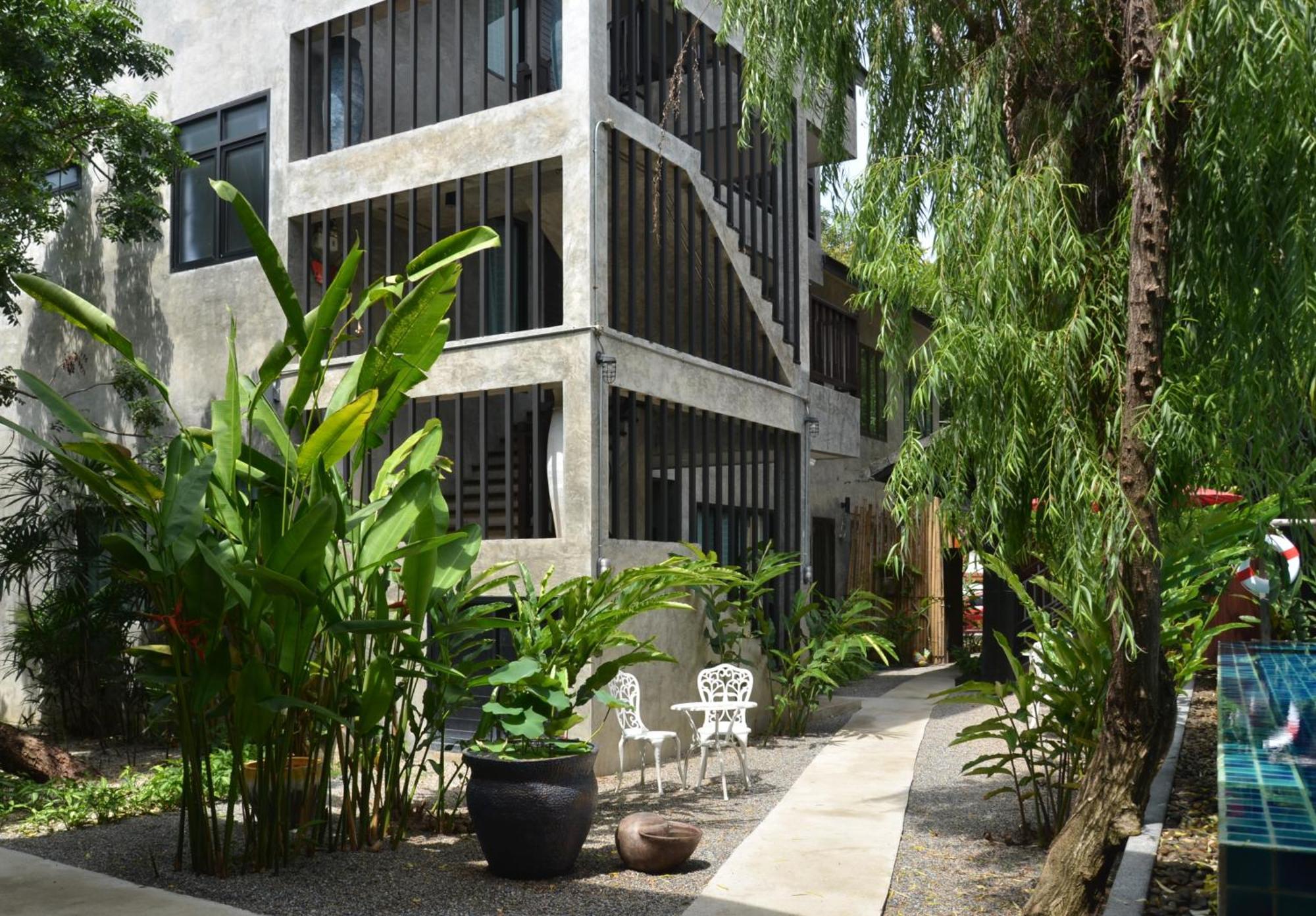 Hotel Arun Rawee อรุณ รวี Chiang Mai Zewnętrze zdjęcie